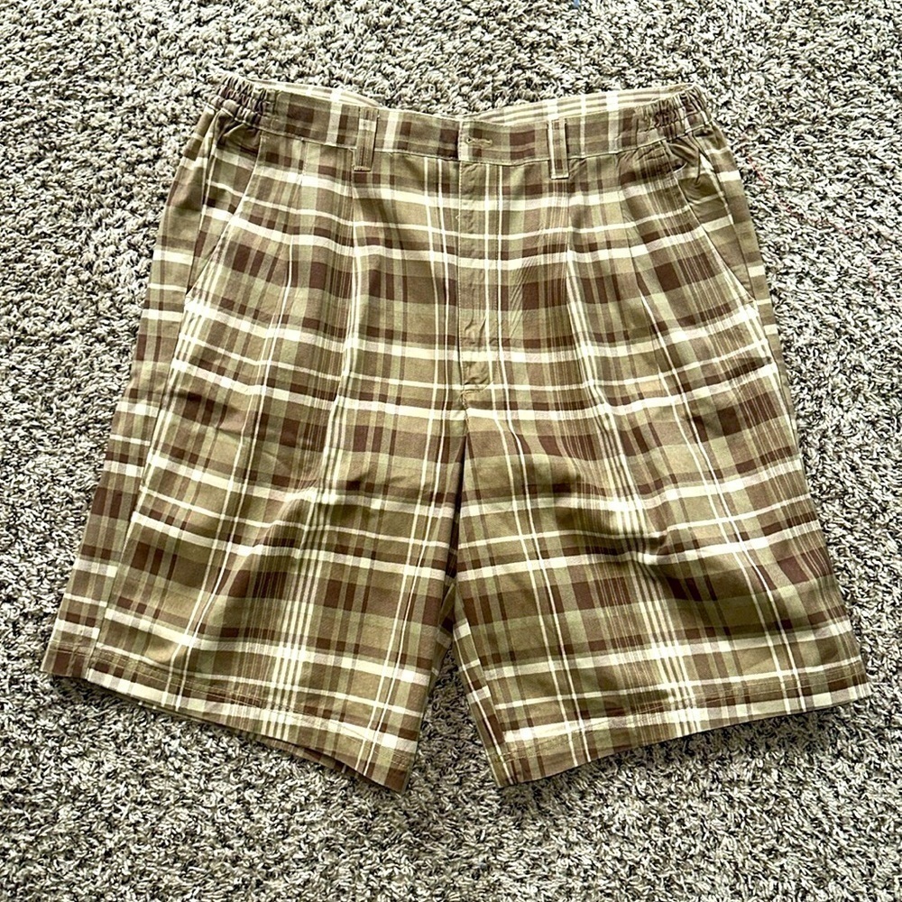 King Size men’s brown/tan plaid golf shorts Size 40 Tall
